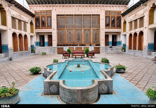 عمارت سرای بدیع (خانه حاج رسولی ها)