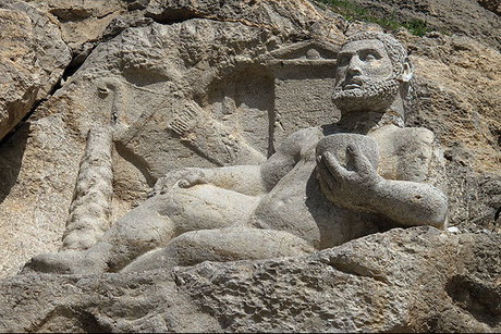 مجسمه هرکول