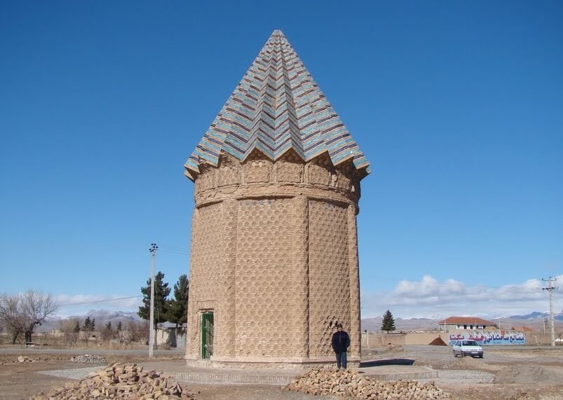 میل اخنگان (اخنجان)